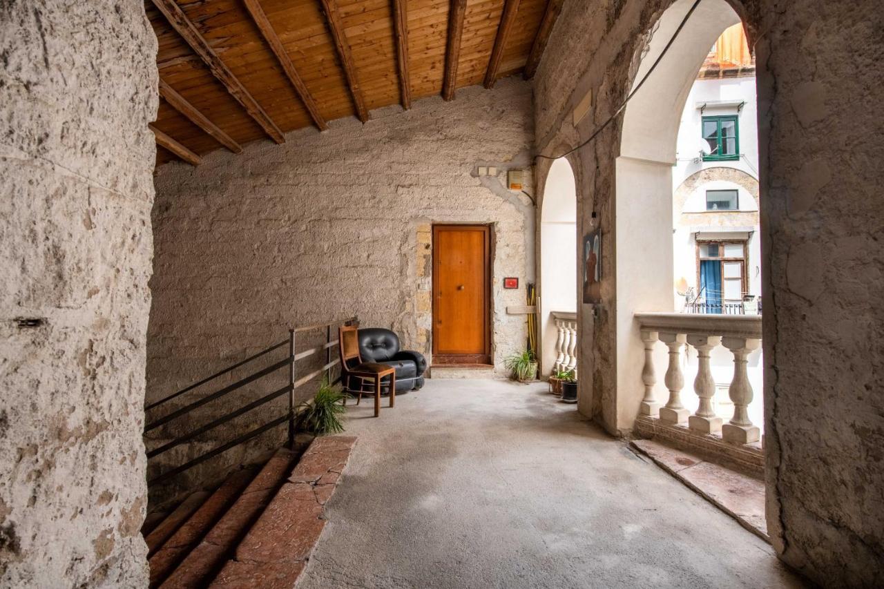 Vittorio Emanuele Apartment With Terrace By Wonderful Italy 팔레르모 외부 사진