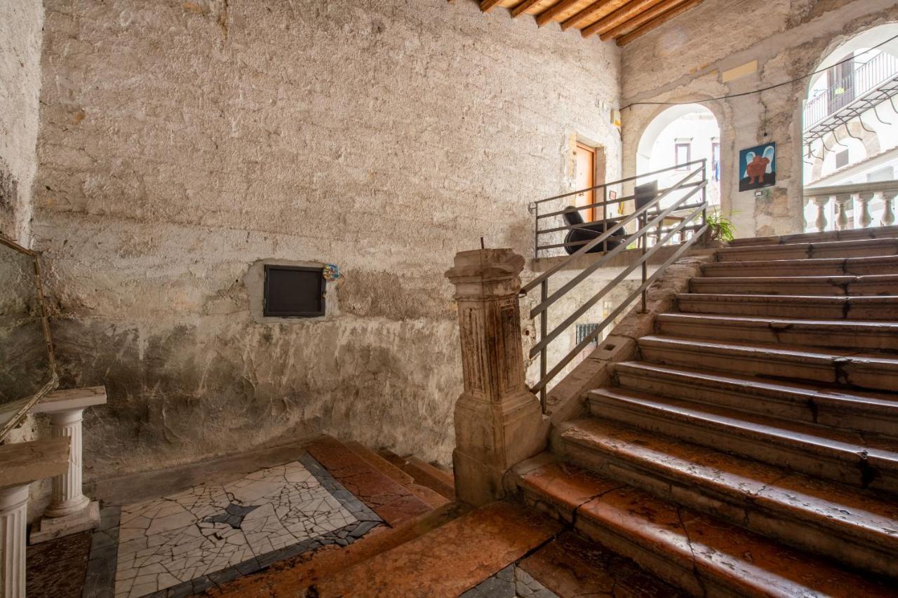 Vittorio Emanuele Apartment With Terrace By Wonderful Italy 팔레르모 외부 사진
